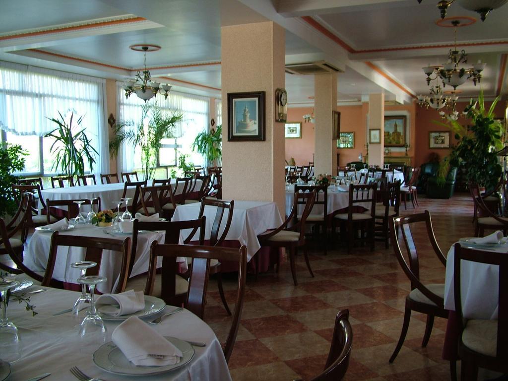 Hostal El Botero Cuzcurrita-Rio Tiron Luaran gambar