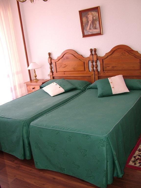 Hostal El Botero Cuzcurrita-Rio Tiron Luaran gambar
