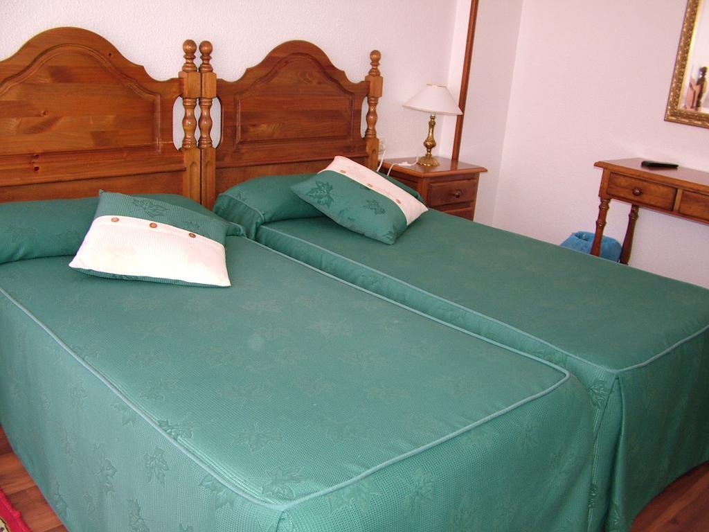 Hostal El Botero Cuzcurrita-Rio Tiron Luaran gambar